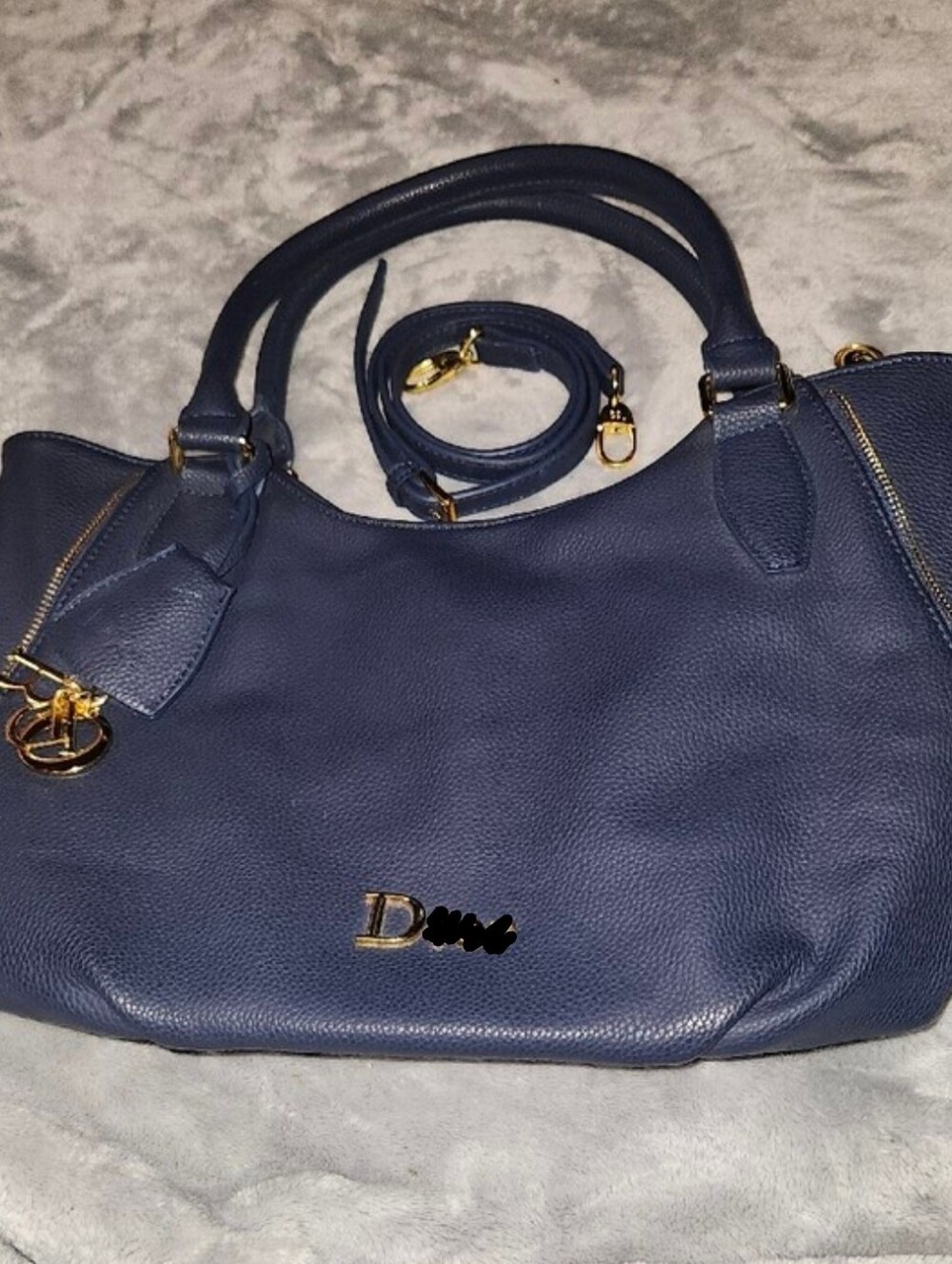 Fashion Navy  Shoulder Bag And Crossbody Strap Included with Gold Hardware